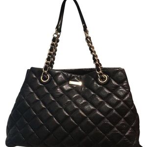 Kate spade black bag! Overall good condition